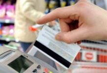 Las ventas minoristas pyme se derrumbaron 5,6% interanual en febrero tarjeta-banco-nacion-compra