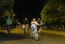 El Paseo de Bicicletas Nocturno, un clásico del verano en San Isidro