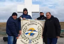 “No las Hemos de Olvidar”: el relato de los cuatro veteranos escobarenses que regresaron a las Islas Malvinas escobar-veteranos-malvinas-viaje-islas