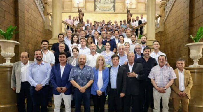 Kicillof mantuvo una reunión con intendentes electos de la provincia