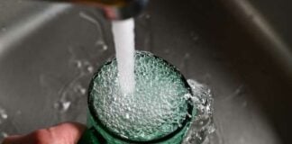 Junio con aumentos: Aysa, colegios privados y prepagas vuelven a subir limpieza-de-tanques-agua-limpia-canilla