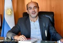 Eduardo Setti: "Muchas de las cosas que pasan en la Argentina están asociadas al riesgo Caputo" eduardo-setti