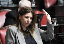 Impulsan cambio en la ley para facilitar apertura de supermercados en provincia