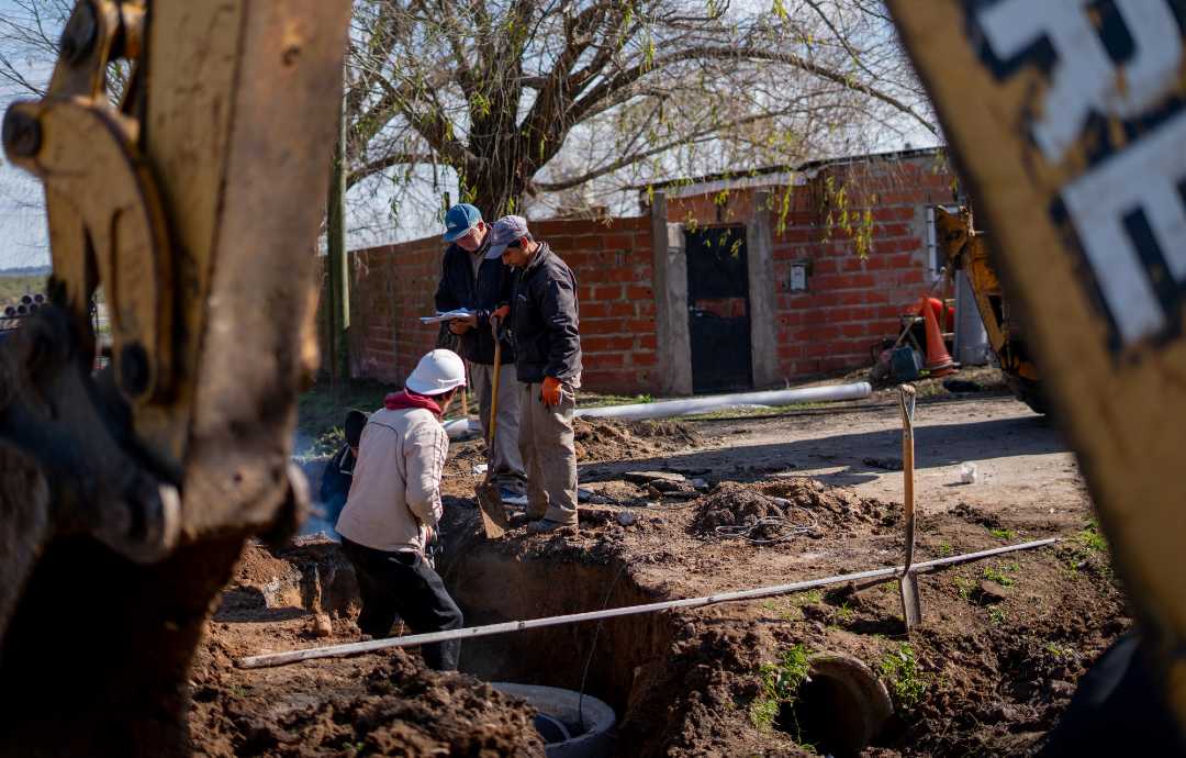 campana-obra-cloacas-las-acacias campana-obra-cloacas-las-acacias