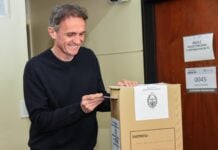 Katopodis destacó el clima de entusiasmo: “La gente no quiere delegar, quiere decidir por sí misma”