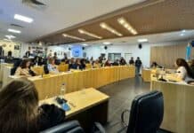 Escobar insistirá en su reclamo por las obras paralizadas por Nación