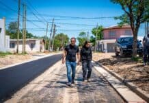 Tras las obras de cloacas y cordón cuneta, ahora el municipio asfalta las calles del Barrio Lubo