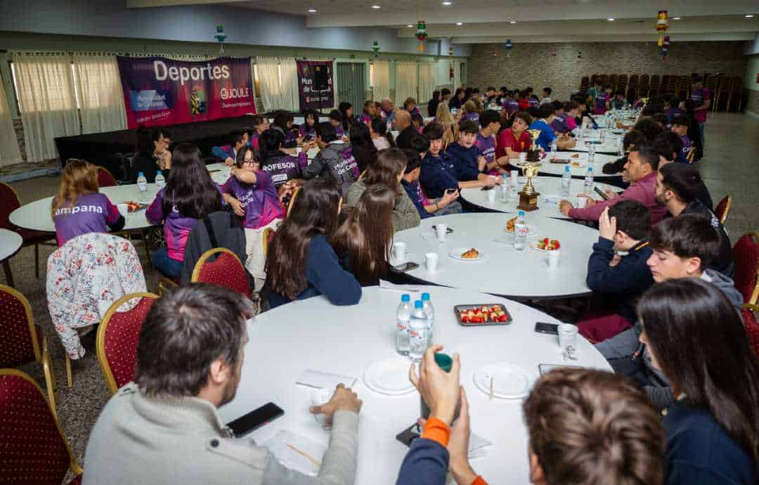 campana-agasajo-finalistas-juegos-bonaerenses