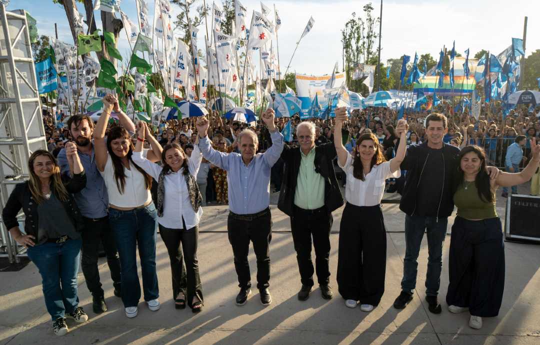 Jorge Taiana cerró la campaña de Fuerza Patria en Moreno junto a Mariel Fernández 1 InfoBAN
