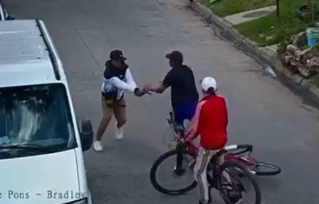 seguridad-crimen-amigo-calle-hurlingham