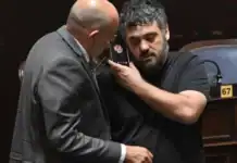 Por WhatsApp, Massa buscó forzar otra sesión tras la caída del endeudamiento de Kicillof