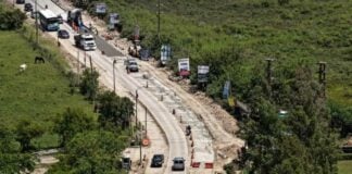 Ruta 4: Mejoraron banquinas para ordenar la circulación mientras avanza la obra