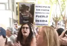 Vecinos protestaron frente a la Municipalidad de San Martín tras las inundaciones