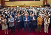 Los primeros egresados del Colegio Ramón Cereijo recibieron sus diplomas