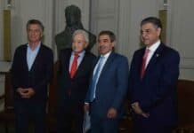 Fernán Quirós se incorporó a la Academia Nacional de Medicina