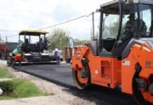 Avanzan las obras de asfalto en el barrio San Cayetano