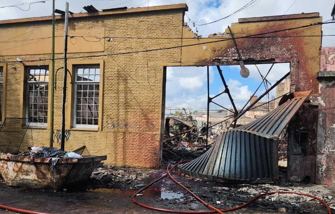 incendio-fabrica-quimicos-san-fernando(1)