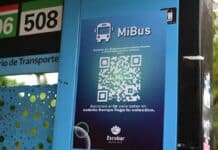 Escobar sumó códigos QR para brindar información del transporte en 15 paradas de colectivos InfoBAN