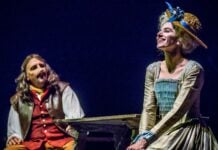 El Puma Goity y “Cyrano” se despiden al aire libre en el anfiteatro de Parque Centenario