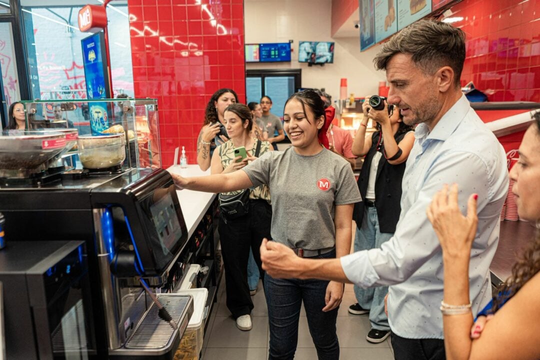 moron-ghi-apertura-mostaza-agencia-de-empleo