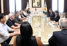 Kicillof y Cuattromo firmaron convenios con 13 municipios para la compra de equipamiento