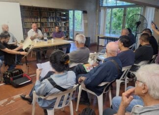 Se presentó en Martínez el libro “La resistencia en los tiempos del Anarcocapitalismo”: “La idea es que sea una herramienta de debate” InfoBAN