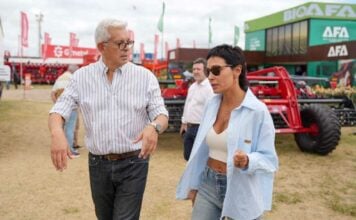 Mayra Mendoza recorrió la Expoagro y destacó el rol del campo: "Es uno de los más importantes de nuestra producción" InfoBAN